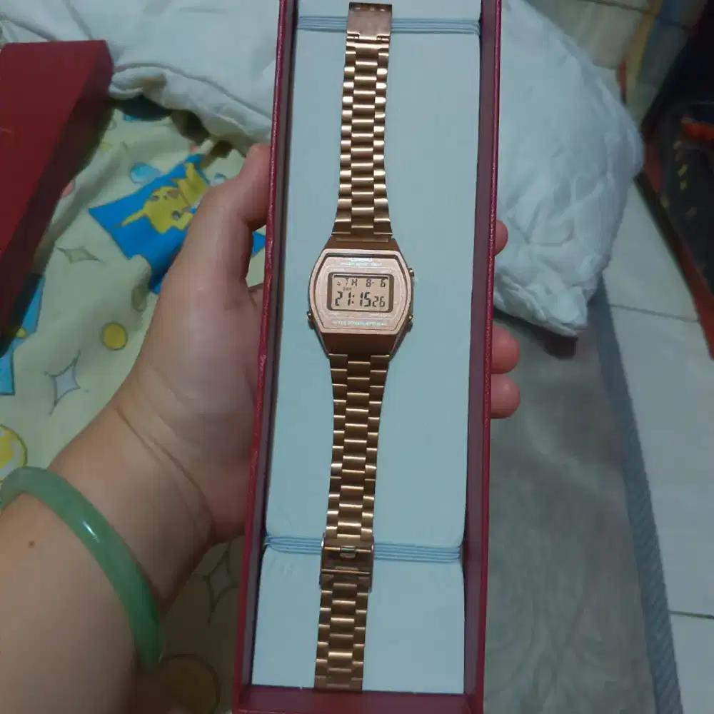 Jam Casio wanita