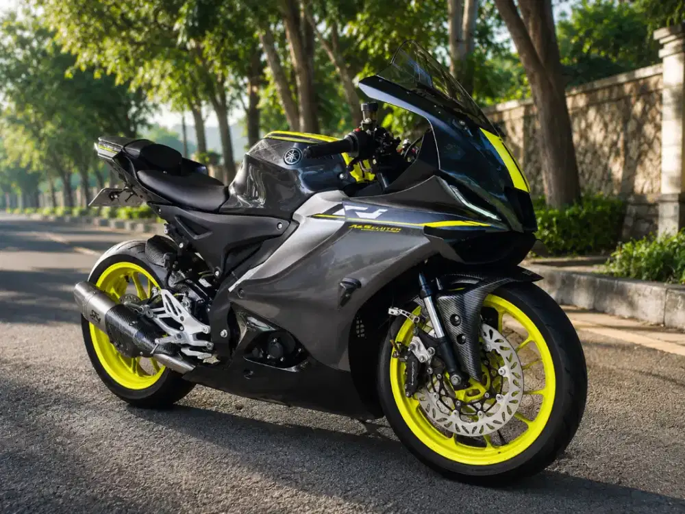 Yamaha R15 V4 FULL MODIF