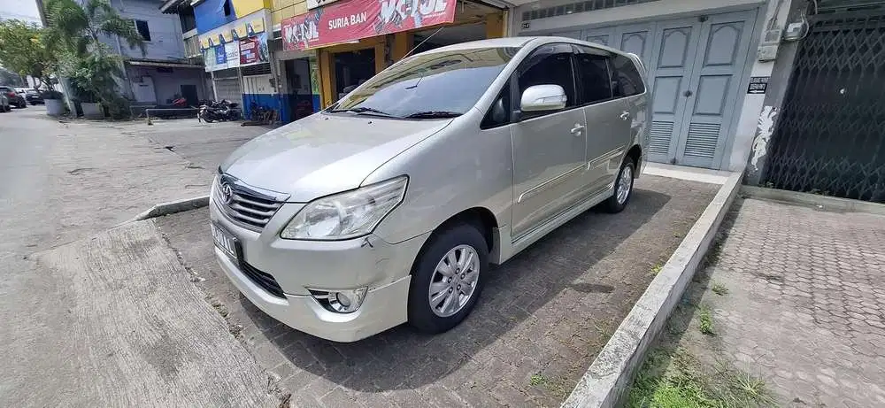 grand innova 2011 captain seat