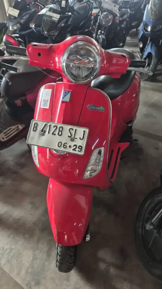Vespa Lx 125 Iger. Tahun 2020