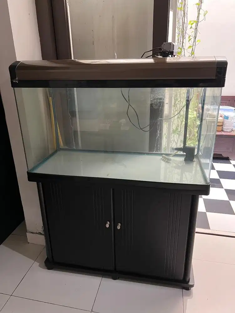 Aquarium besar indor outdoor