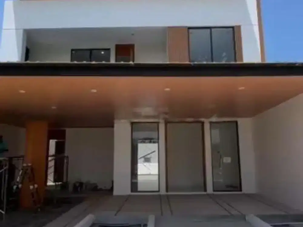 CLASSIC MODERN VILLA DI LOKASI PREMIUM UMALAS
