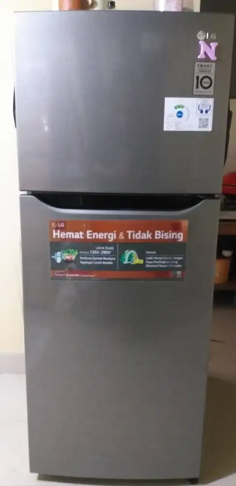 Kulkas Dua Pintu merk LG