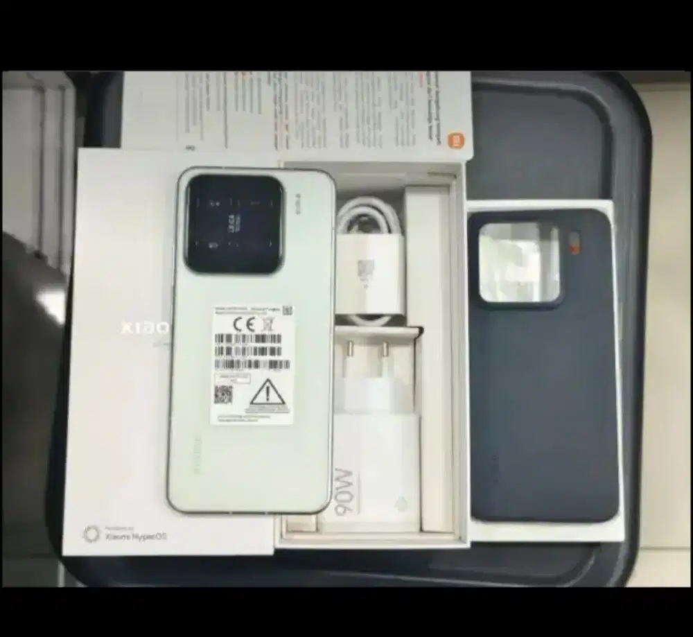 xiaomi 15 12/256 masih garansi mulus lengkap