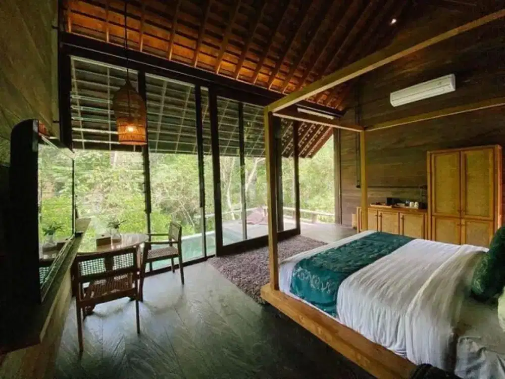 Modern Tropical Villa With Forest And River View Di Ubud - Thumbnail 3