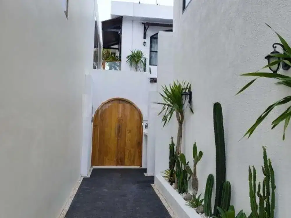 Luxury Private Villa Fully Furnished 3 Br Di Batu Bolong Canggu