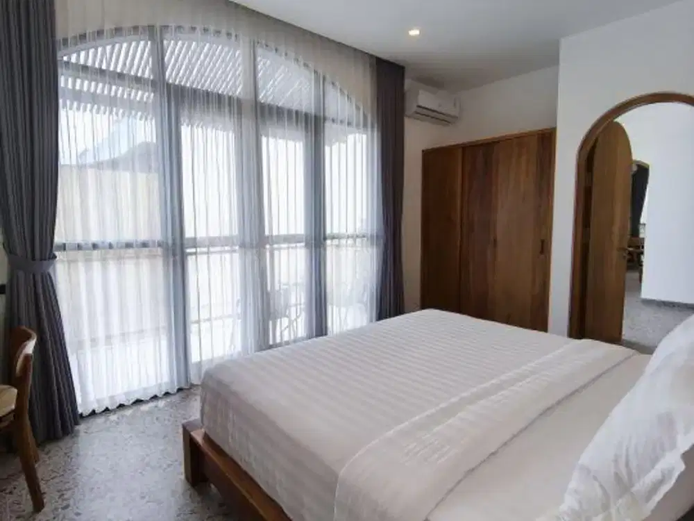 Luxury Private Villa Fully Furnished 3 Br Di Batu Bolong Canggu - Thumbnail 3