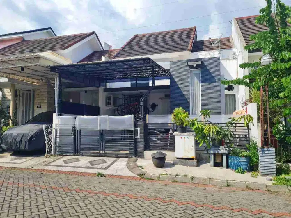 Rumah di Permata Jingga Soekarno-hatta Malang.