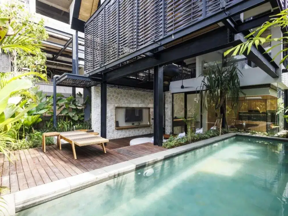 Brand New Villa 3 Lantai Konsep Mezanine Yang Mewah Di Canggu