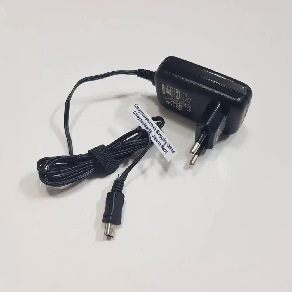 Charger Motorola L6 L7 V3 V3i W270 RAZR Cas HP Jadul Handphone Vintage