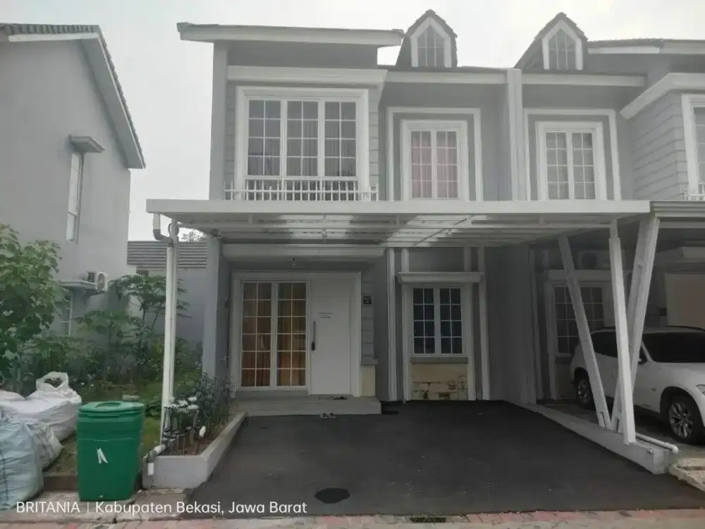 3,5 JUTA - KONTRAKAN RUMAH 2 LANTAI 3 KAMAR FULL AC DEPAN KOLAM RENANG