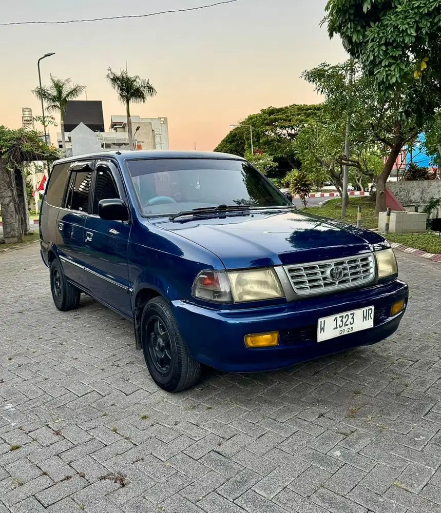 MURAH BU New Kijang Diesel Solar LX 2.4 MT 02 Kapsul no Innova Panther