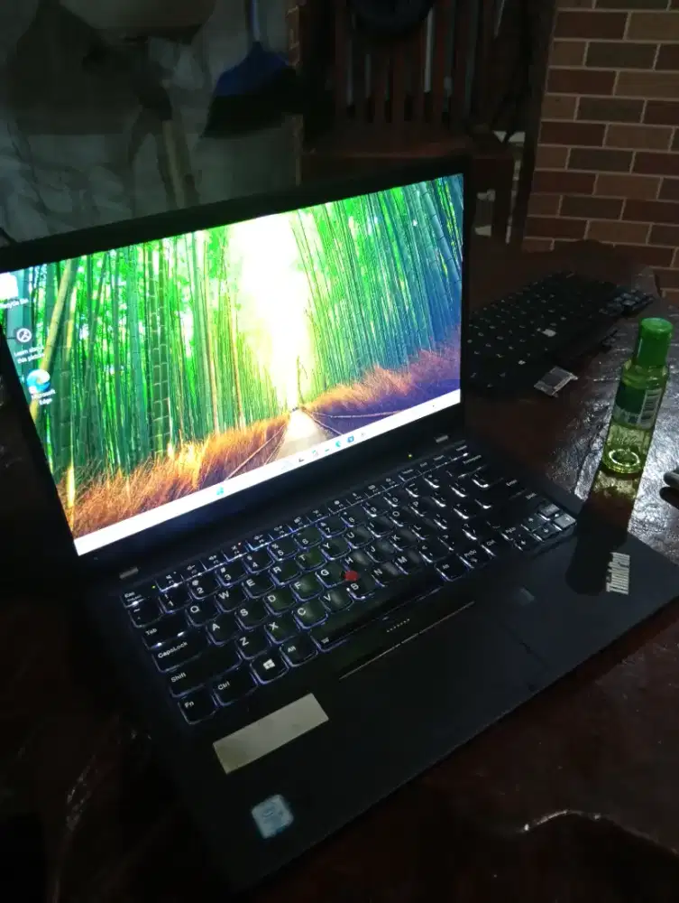 Thinkpad x1 carbon core i5 gen 7 ram 8 ssd nvme 512 GB