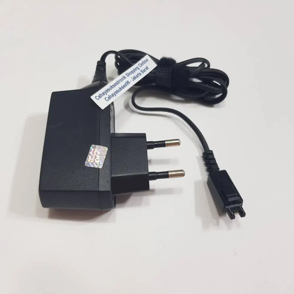 Charger Motorola V60i V70 A925 V66i MPx220 ROKR Cas HP Handphone Jadul