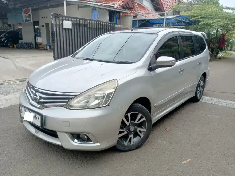 TDP 5 JUTA Nissan Grand Livina HWS AT 2017 Silver
