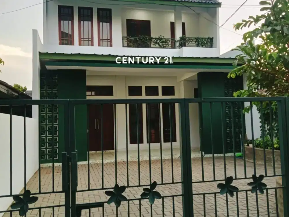 Rumah Terawat Dan Asri Bernuansa Hijau Di Jaksel Iw 18865