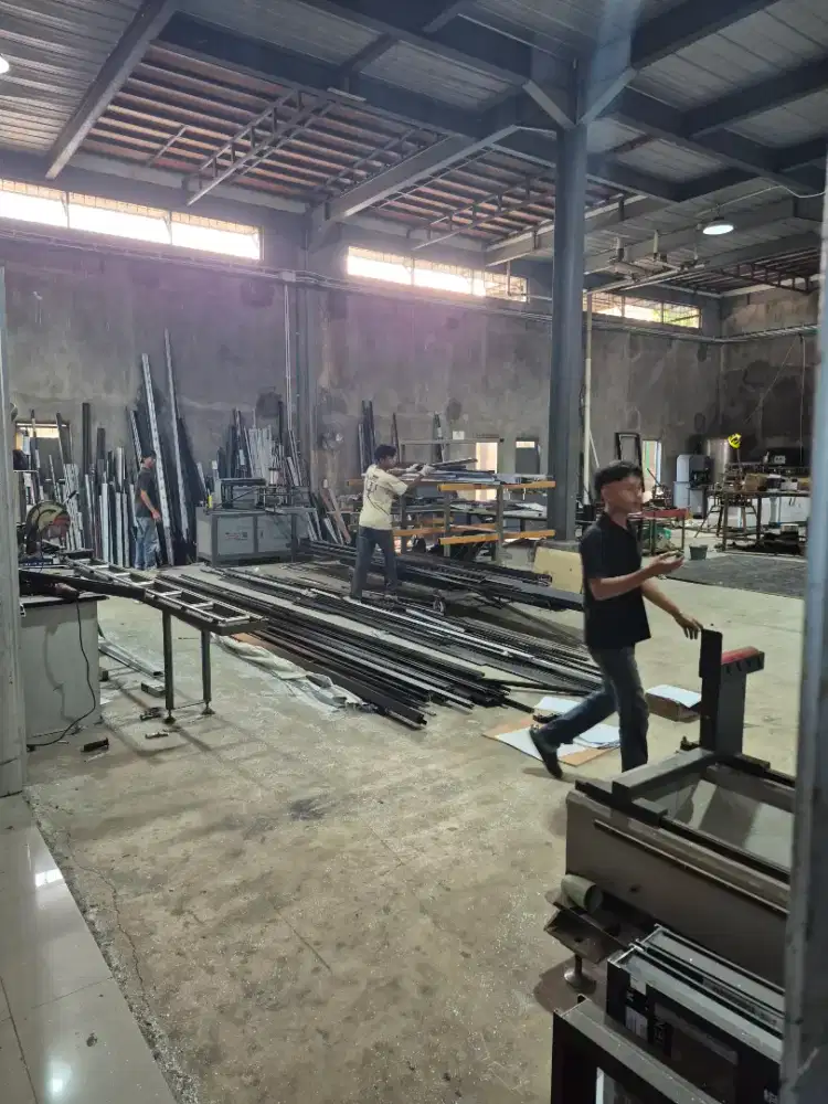 DICARI TUKANG ALUMINIUM daerah Cikupa