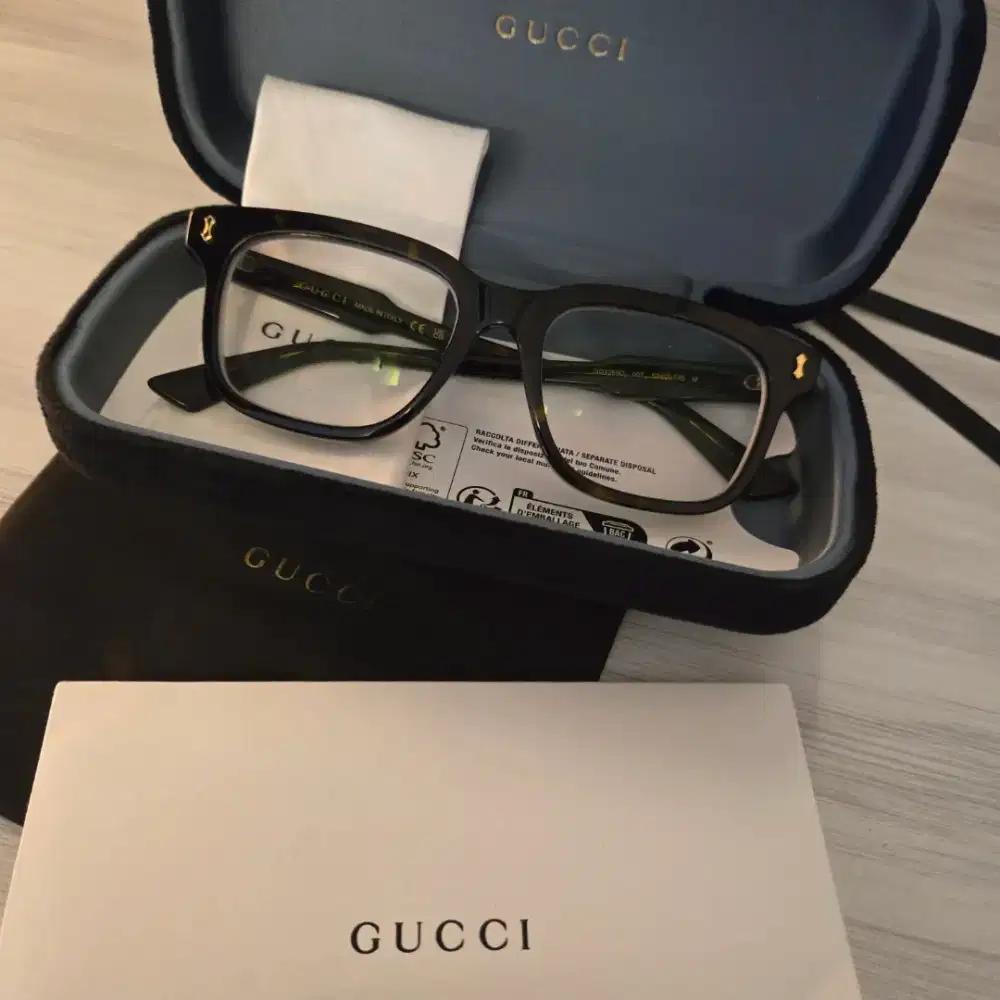 Frame kacamata GUCCI