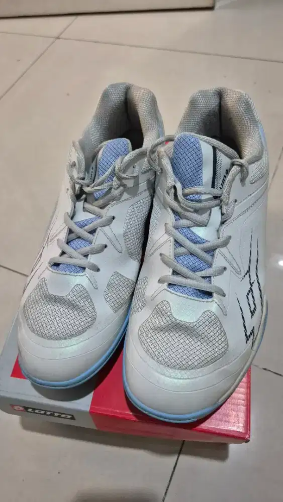 LOTTO Gwin Padel Shoes Grey Size 44 100% Original Kondisi 99%
