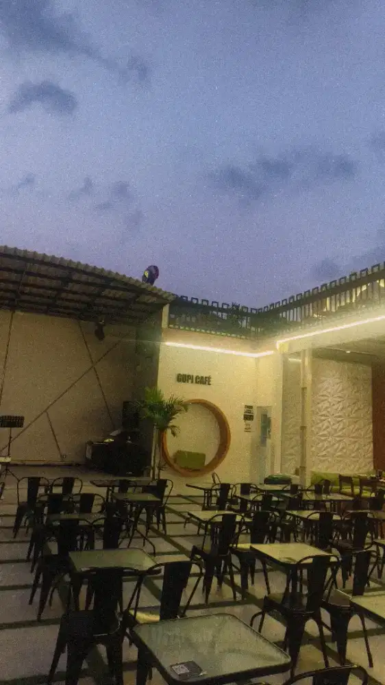 DIBUTUHKAN KOKI CAFE