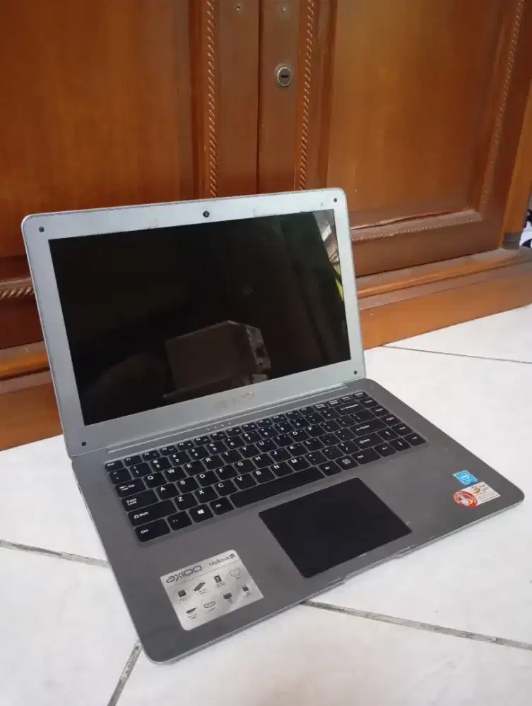 Laptop axioo MyBook slim siap pake