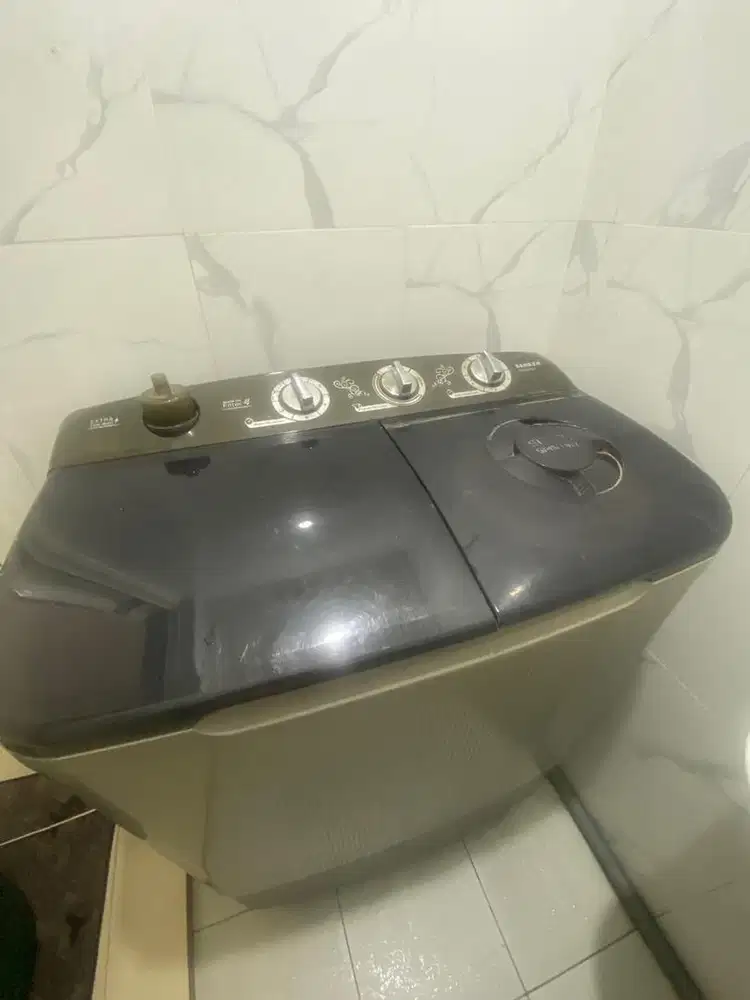 Mesin cuci sanken 2 tabung