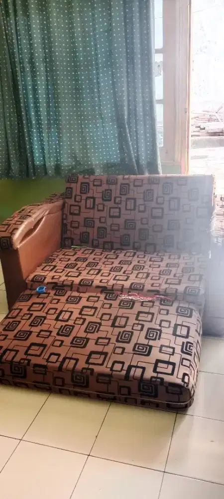 SOFABED BEKAS - NEGO TIPIS