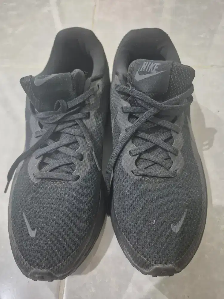 Jual Sepatu Original Running Nike Revolution 8