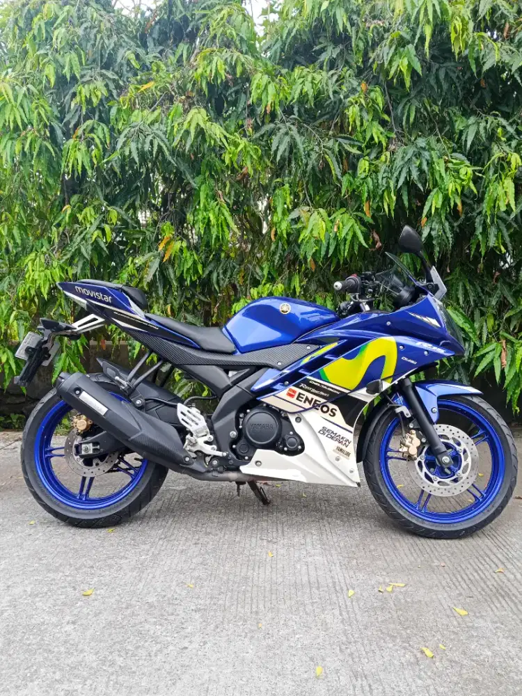 YAMAHA R15 MOVISTAR V2 2016 KM RENDAH 4000