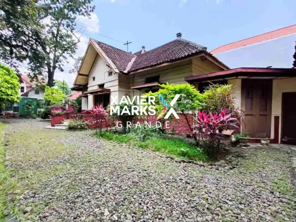 Rumah Klasik Kolonial Hook di Kawasan Ijen