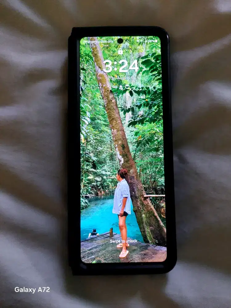 Samsung zfold4 untuk di repair