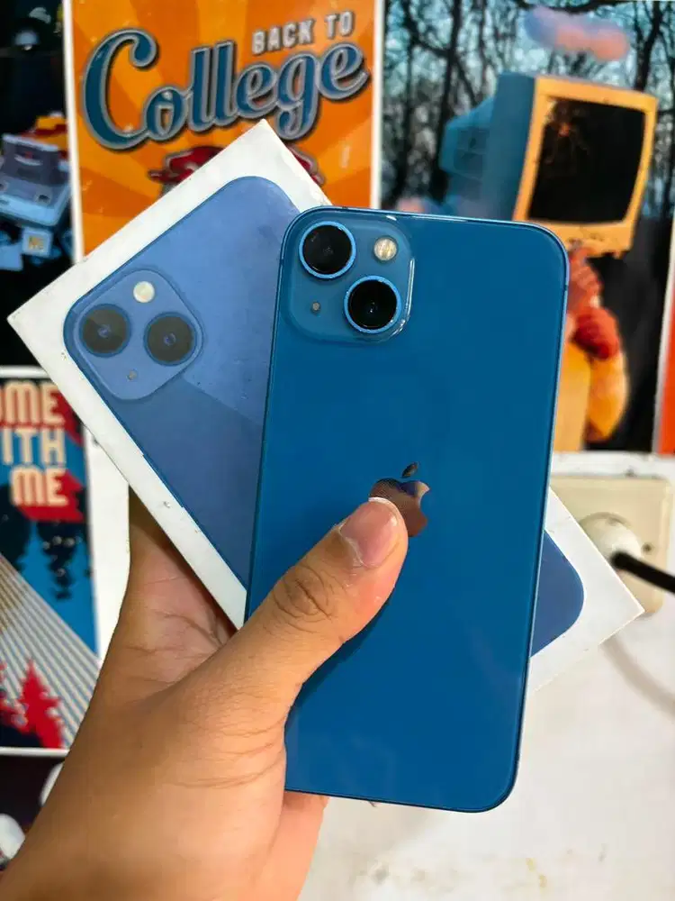 iPhone 13 256 GB Blue Resmi Beacukai