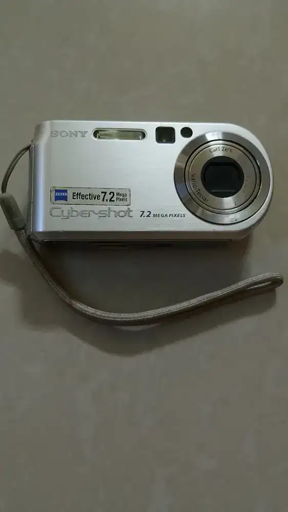 Sony Cybershot DCC-P200