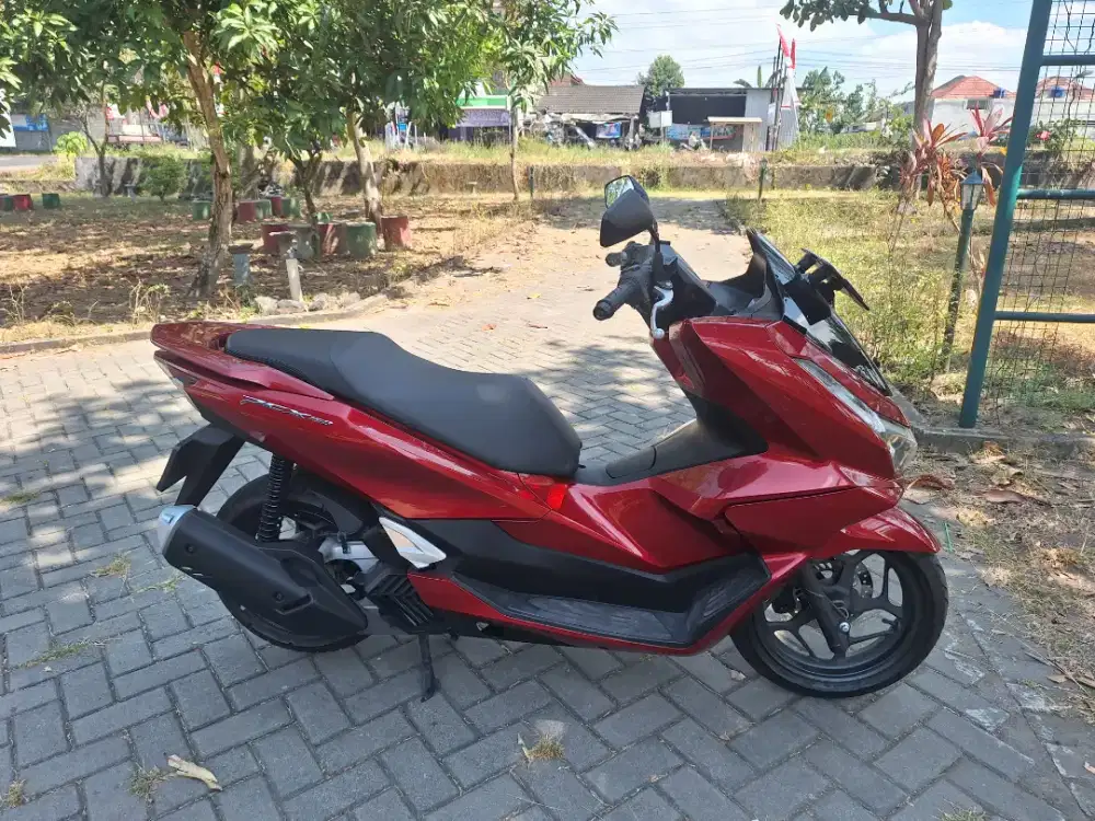 Pcx 2025 km 3rb istimewa bisa cash/kredit syariah angsuran TERMURAH