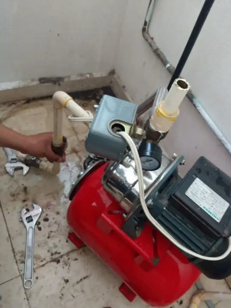 Jasa service, pompa air, mesin cuci, kulkas, flizer box, sokis