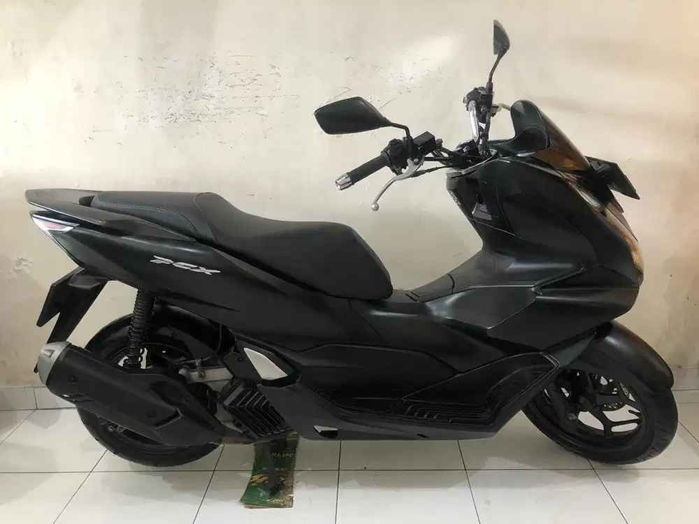 Honda PCX Th.2022 hitam!!