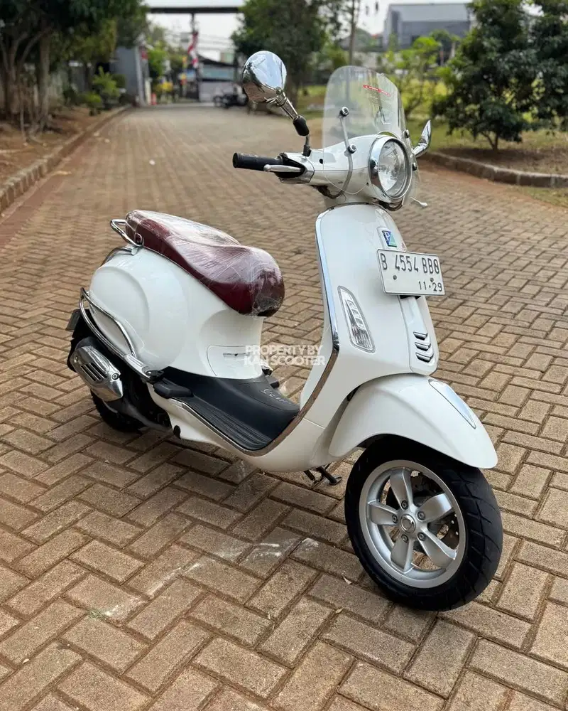 VESPA PRIMAVERA 150 3V 2014 TERMURAH