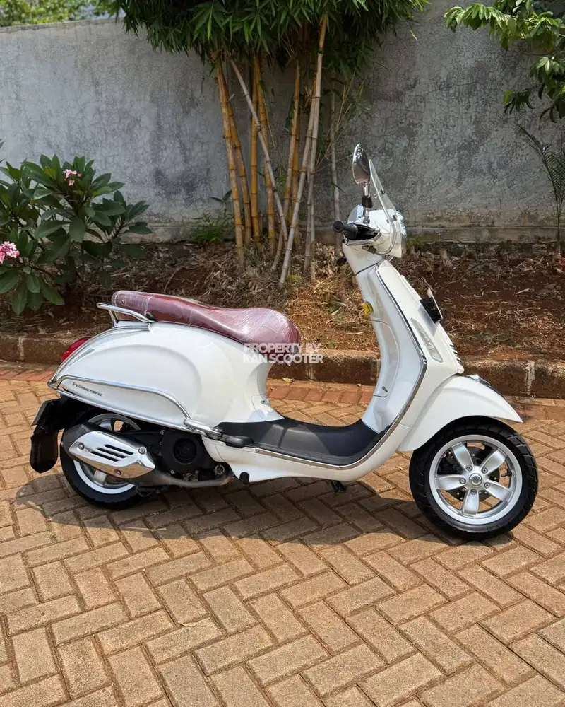 VESPA PRIMAVERA 150 3V 2014 BERGARANSI
