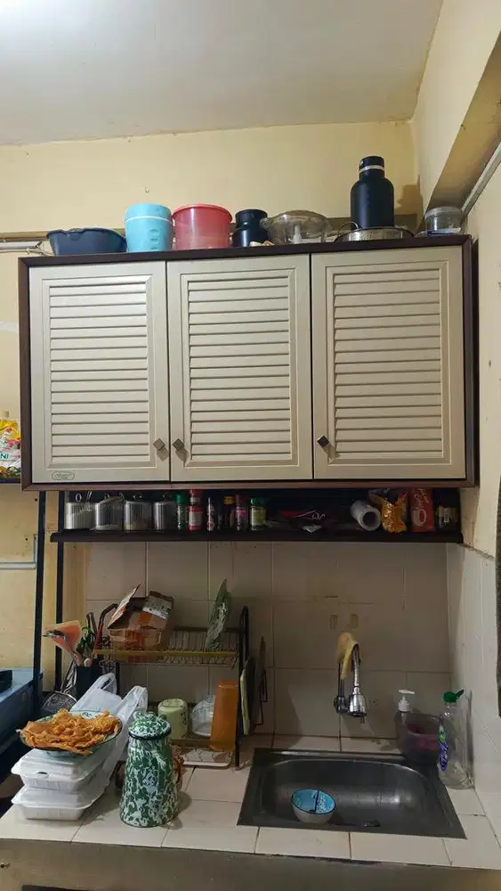 KITCHEN SET GRAVER