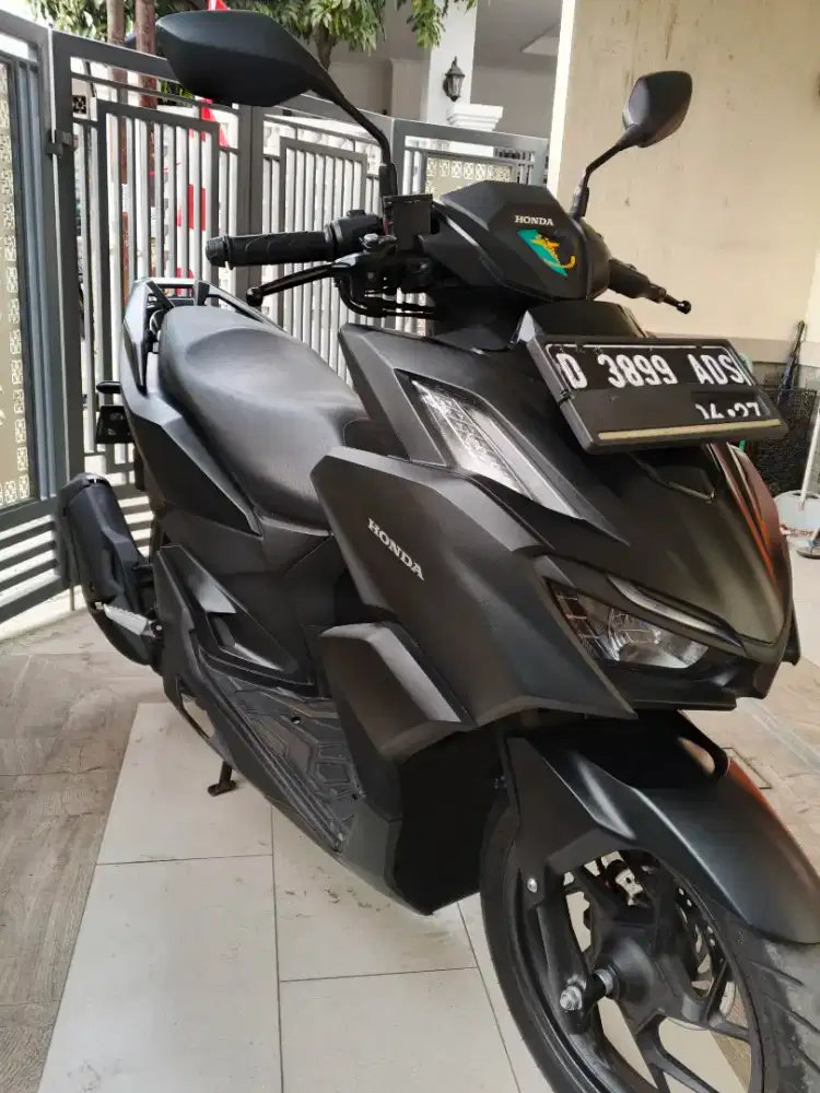Vario 160 km rendah,ful orisinil,istimewa