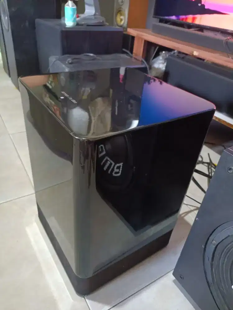Speaker Subwoofer Aktif Harman Kardon subwofer JBL