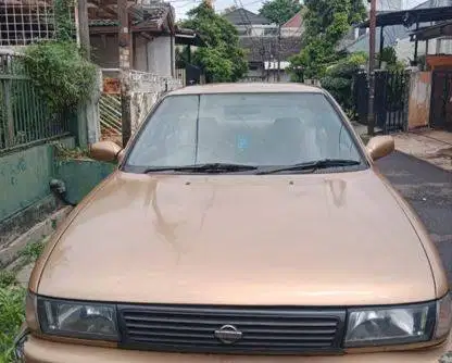 Dijual Nissn Sunny 1997 Harga 18 Juta