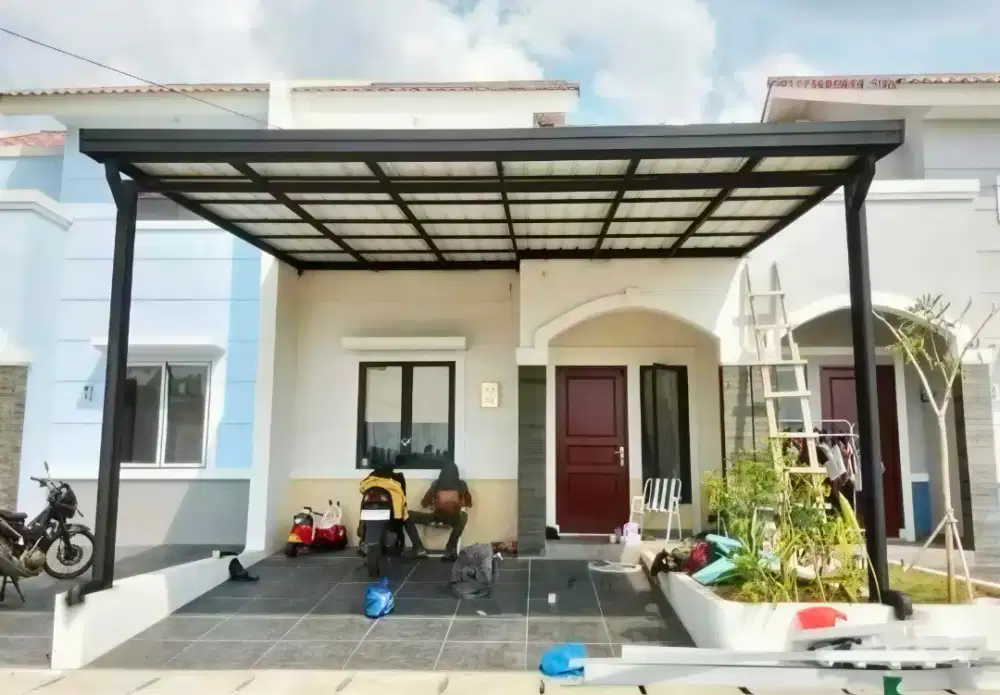Kanopi baja ringan dan garasi