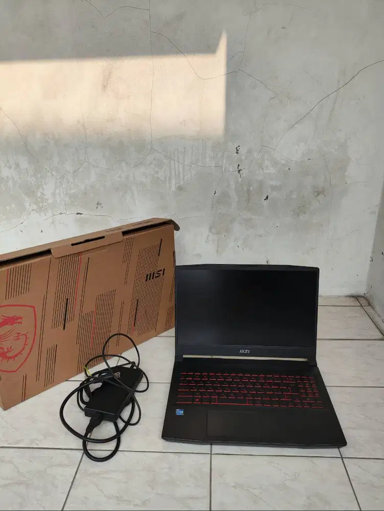 MSI Katana 15 GF66 11UE i7-11800H 16GB RAM 1TB SSD RTX3060