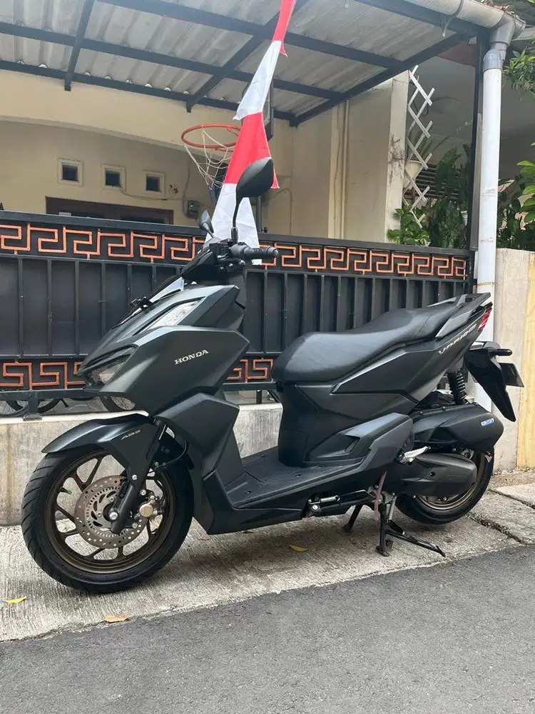 Honda Vario 160 ABS TAHUN 2026 LOW KM GRESS