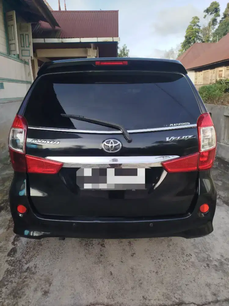 Dijual cepat Avanza Veloz 1,3 A/T th 2016, atas nama sendiri.