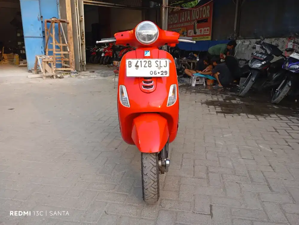 Piaggio Vespa LX 125 Tahun 2020 Free Balik nama