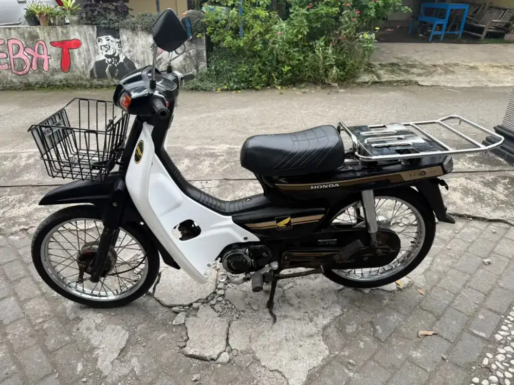 Astrea grand ampal THN 1993 plat H Semarang