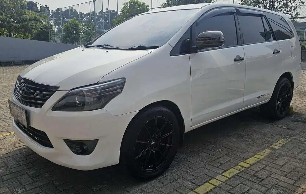 Toyota Kijang Innova 2012 Diesel