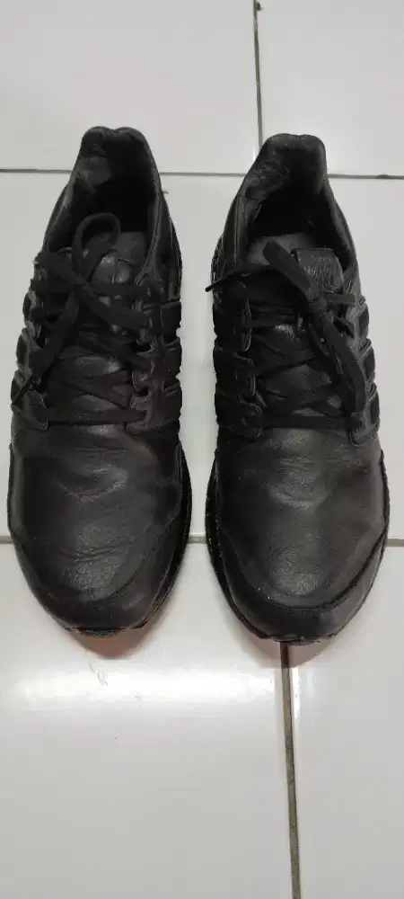 Adidas ultraboost full kulit